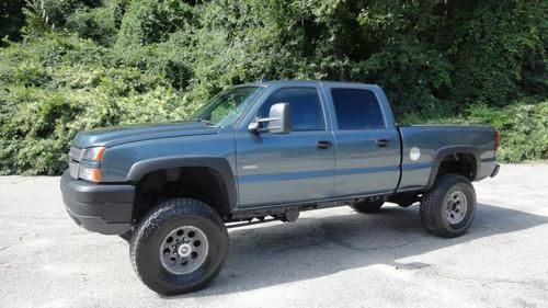 Classic - 2500hd - lifted - leather - 4x4 6.6l duramax turbo diesel - no reserve