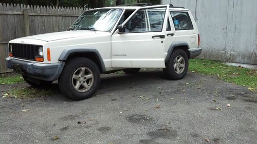 2000 jeep cherokee se sport utility 4-door 4.0l