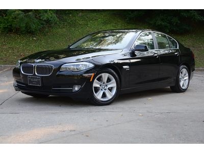 Clean carfax!!  2012 bmw 528i xdrive, xenons,all-wheel drive system, bluetooth,