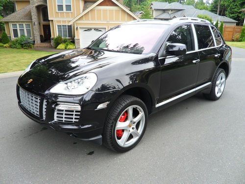 AMAZING Black on Black CAYENNE TURBO, image 2