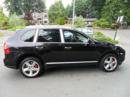 AMAZING Black on Black CAYENNE TURBO, image 3