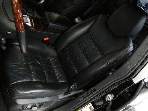 AMAZING Black on Black CAYENNE TURBO, image 11