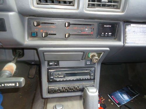 Toyota 4runner 4 RUNNER SR5 4WD RUST FREE SOUTHERN TRUCK REMOVABLE TOP CHEAP!, image 4