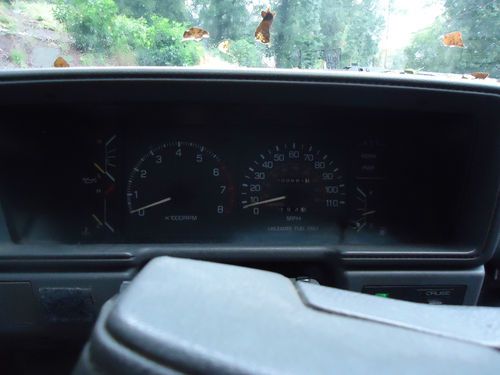 Toyota 4runner 4 RUNNER SR5 4WD RUST FREE SOUTHERN TRUCK REMOVABLE TOP CHEAP!, image 6