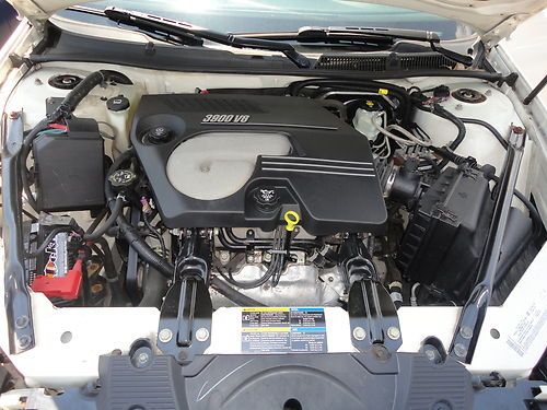 2006 Chevrolet Impala Patrol Car, White, Cruise, Power Seats, Power Locks, PSU, image 8