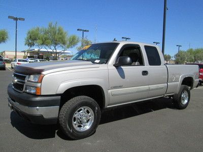 2006 4x4 4wd silver 6.0l v8 automatic miles:69k extended cab pickup truck
