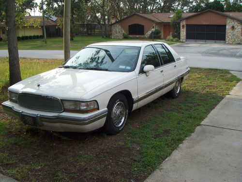 1992 buick roadmaster limited sedan 4-door 5.7l