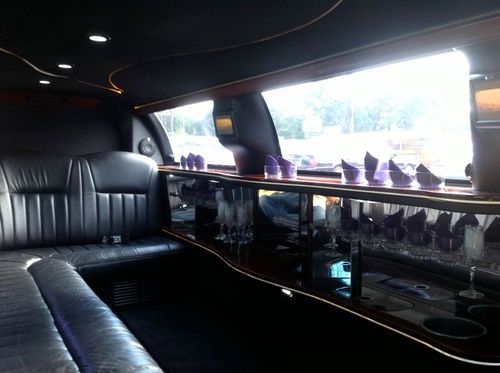 2005 Lincoln Towncar limousine, image 4