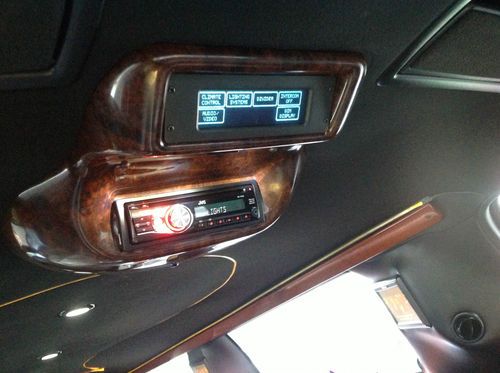 2005 Lincoln Towncar limousine, image 5