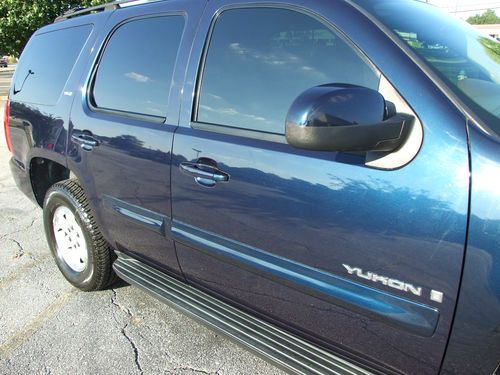 LOW MILES IMMACULATE CONDITION MICHELIN TIRES SUNROOF REAR SEAT ENTERTAINMENT, US $19,995.00, image 15