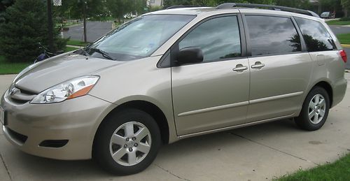 2006 toyota sienna le mini passenger van 5-door 3.3l