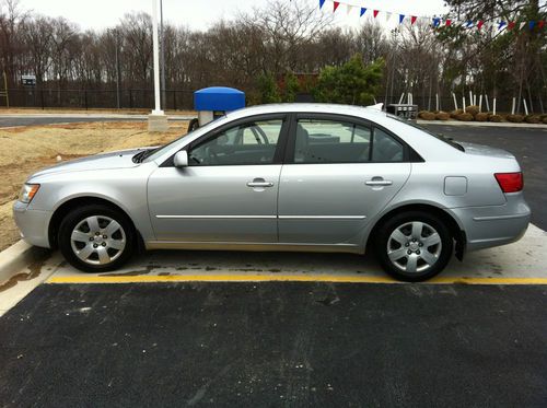 2010 hyundai sonata gls sedan 4-door 2.4l