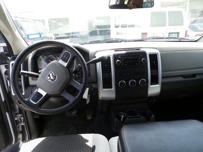 SLT Ethanol - FFV 4.7L CD Rear Wheel Drive Power Steering ABS Aluminum Wheels, image 11