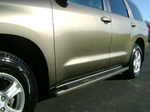 2010 TOYOTA SEQUOIA SR5 4WD 5.7L i-FORCE 3RD ROW SEATING MOON ROOF CLEAN CARFAX, image 12