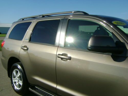 2010 TOYOTA SEQUOIA SR5 4WD 5.7L i-FORCE 3RD ROW SEATING MOON ROOF CLEAN CARFAX, image 14
