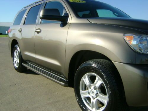 2010 TOYOTA SEQUOIA SR5 4WD 5.7L i-FORCE 3RD ROW SEATING MOON ROOF CLEAN CARFAX, image 24