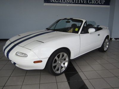 1993 mazda mx-5 miata 2dr coupe co