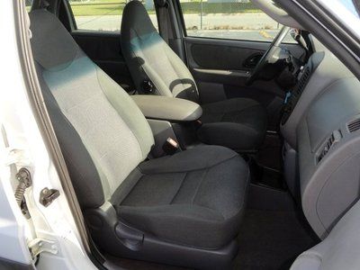 XLT 4X4 SUV 3.0L One Owner Local Trade Clean Car Fax, image 17