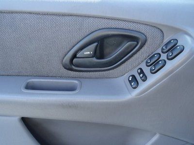 XLT 4X4 SUV 3.0L One Owner Local Trade Clean Car Fax, image 40