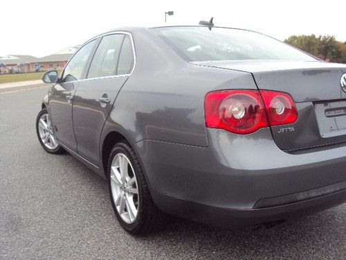 Clean One Owner 2006 Volkswagen Jetta TDI Sedan 4-Door 1.9L Turbo Diesel, image 8