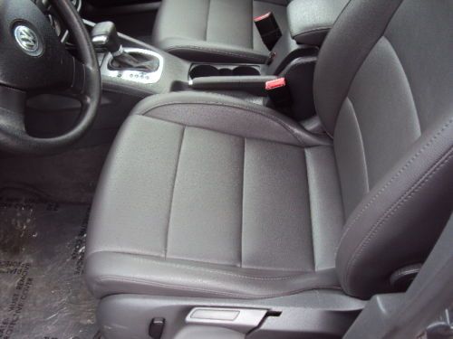 Clean One Owner 2006 Volkswagen Jetta TDI Sedan 4-Door 1.9L Turbo Diesel, image 14