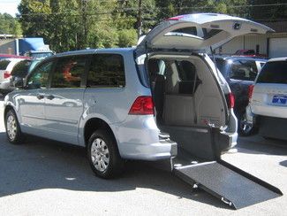 2012 blue wheelchair handicap van! rear entry like new