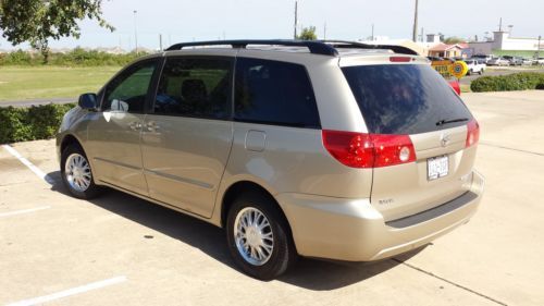 2007 Toyota Sienna CE Mini Passenger Van 5-Door 3.3L, image 7