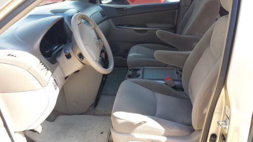 2007 Toyota Sienna CE Mini Passenger Van 5-Door 3.3L, image 10