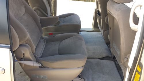 2007 Toyota Sienna CE Mini Passenger Van 5-Door 3.3L, image 19