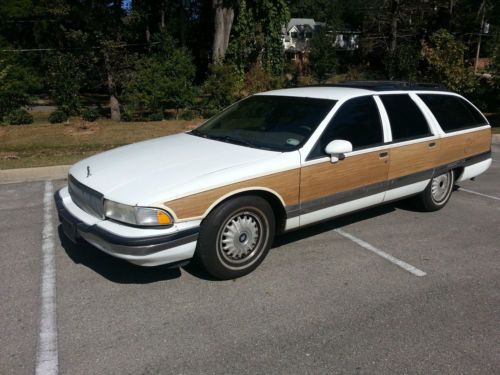 1994 buick roadmaster estate 172,000 miles. new tires runs great, good shape