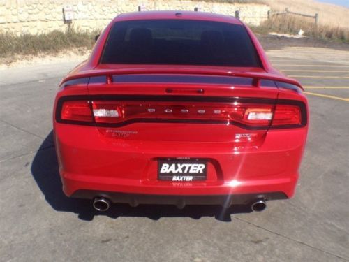 SRT8 6.4L NAV CD 1st row LCD monitors: 1 4 wheel disc brakes ABS brakes Compass, image 7