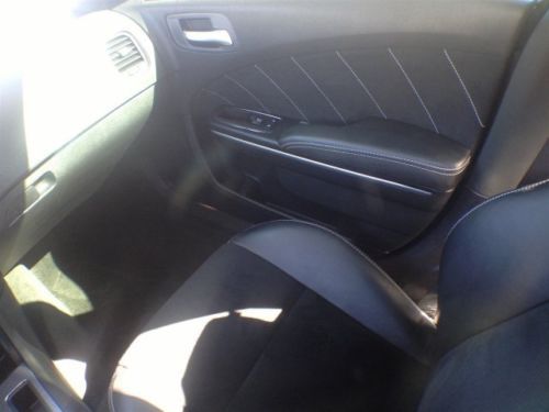 SRT8 6.4L NAV CD 1st row LCD monitors: 1 4 wheel disc brakes ABS brakes Compass, image 12