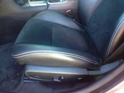 SRT8 6.4L NAV CD 1st row LCD monitors: 1 4 wheel disc brakes ABS brakes Compass, image 17