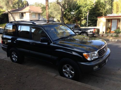 2002 toyota landcruiser -v8 engine 4x4 tow pkg leather all power