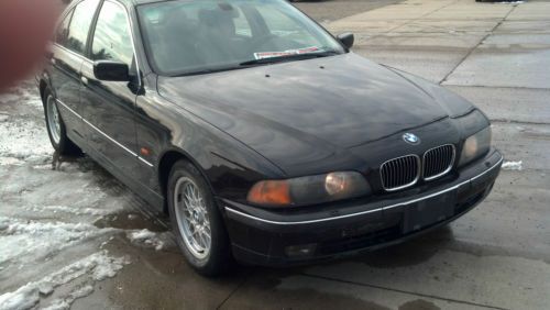 2000 bmw 528i sedan e39 leather heated seats moon roof completely loaded