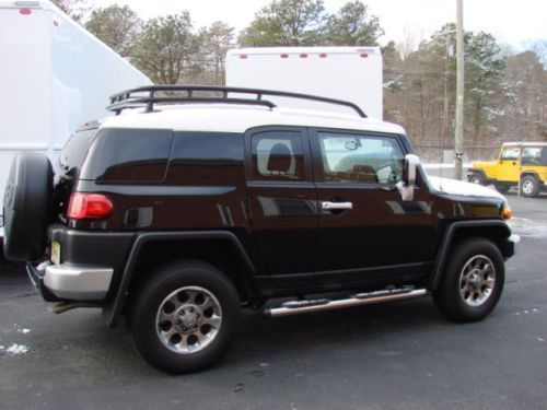 2011 toyota fj cruiser base sport utility 4-door 4.0l( factory conv. package(