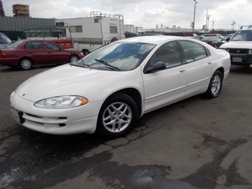 2003 dodge intrepid, no reserve