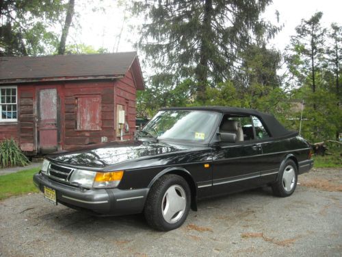 1993 saab 900s convertable black