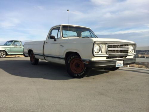 1977 dodge d100 (not chevy, not ford)