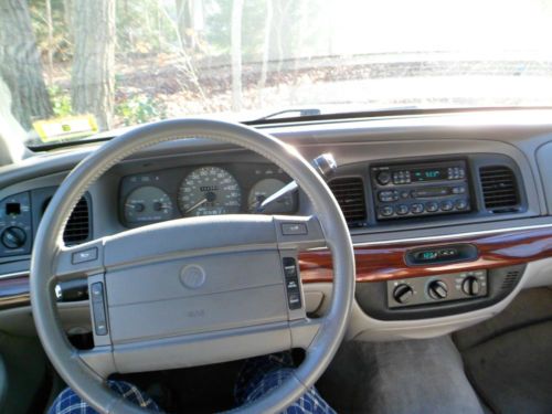 1995 mercury grand marquis ls sedan 4-door 4.6l