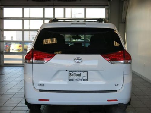 5dr 8-Pass V 3.5L CD Power Windows Power Door Locks Tilt Wheel Cruise Control, image 4