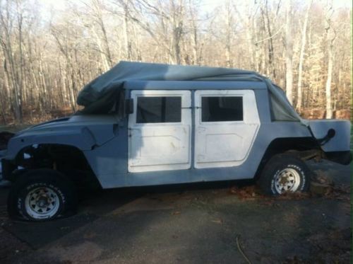 Not a hummer h1, mercedes, land rover or bmw suv, its a urban g custom kit no re