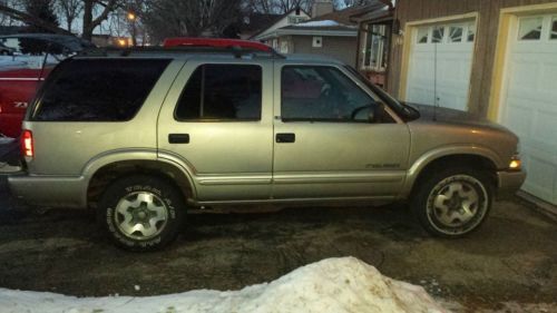 2002 chevrolet blazer ls sport utility 4-door 4.3l