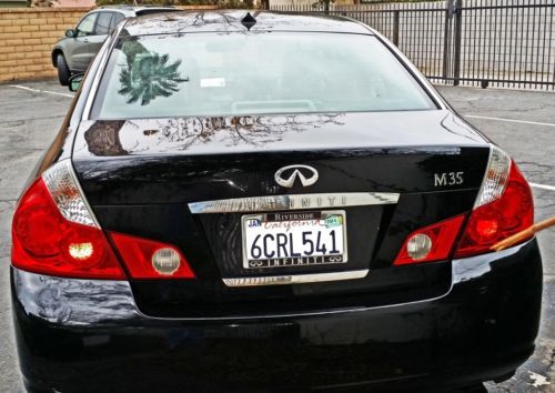 2007 infiniti m35 sport sedan 4-door 3.5l with all options