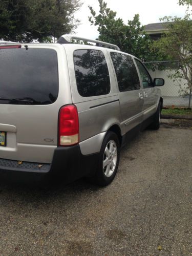 2005 saturn relay-3 base mini passenger van 4-door 3.5l