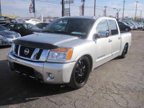 Clean absolute sale crew cab must sell
