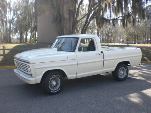 Awsome short bed ford f-100 selling at no reserve