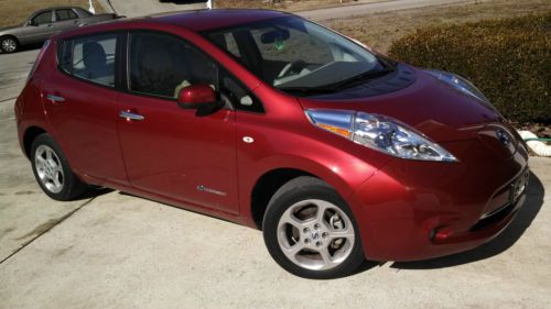 2011 nissan leaf sl hatchback 4-door -- el