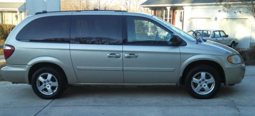 SXT 3.8L Alloy Wheels Stow-N-Go DVD Player 3 Zone Climate Control, image 4