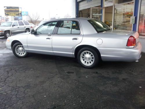 1999 ford crown victoria lx sedan 4-door 4.6l